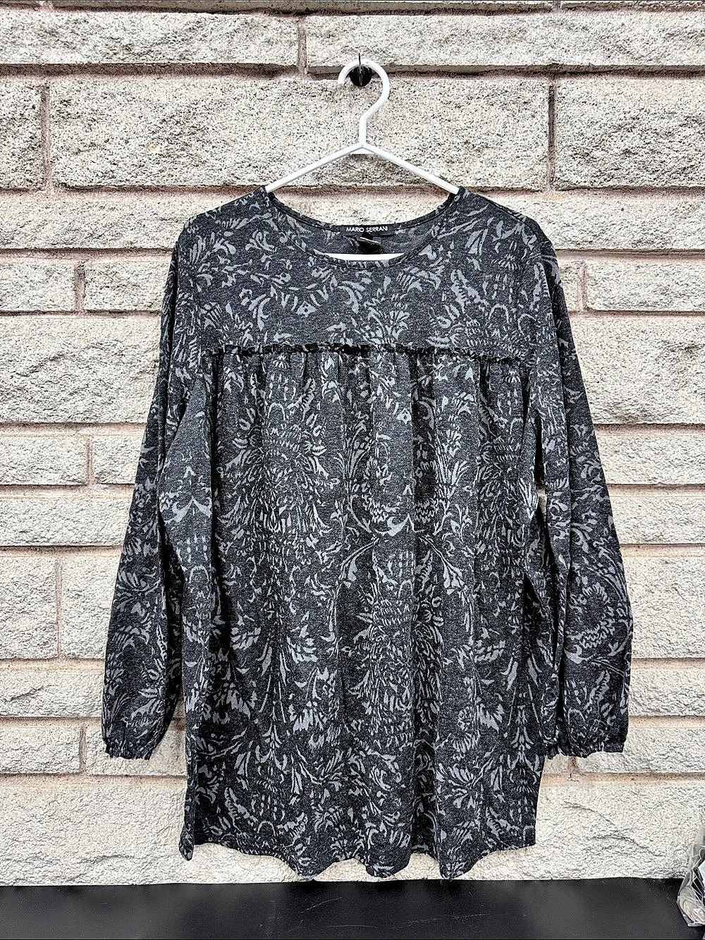 Mario Serrani Italy Gray Damask Floral Print Babydoll Tunic Sweater 1X